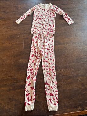 Hanna Andersson Cream and Red Holiday Print Pajama Set size 10